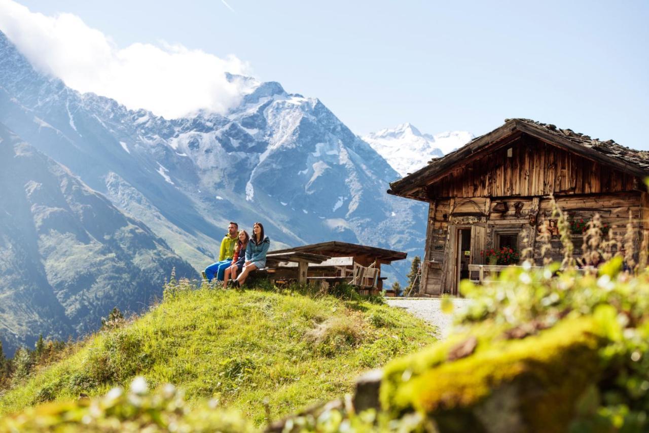 Ferienhaus Gipfelblick Neustift im Stubaital Exterior foto